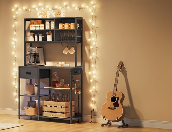 Scaffale Cucina Con Prese Elettriche E Luci LED, Supporto Microonde, 5 Ripiani, Struttura Acciaio, 35x60x150 Cm