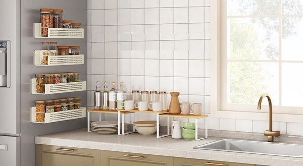 ASTOTSELL Set da 4 Organizer per Armadietto da Cucina, Mensole Impilabili in Metallo a Rete Antiscivolo, Scaffali Portaoggetti Pesanti per Dispensa, Piano di Lavoro e Frigorifero, Nero